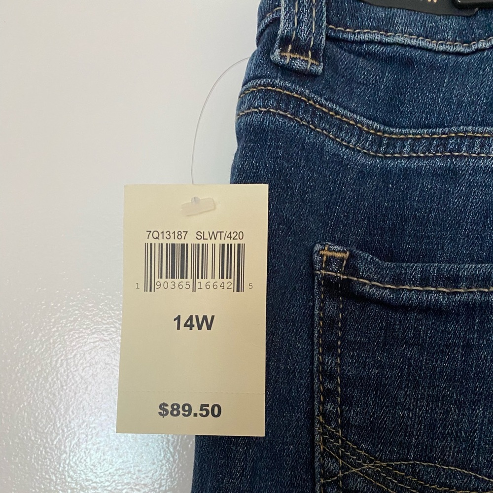 Jeans - Picture 3 of 3